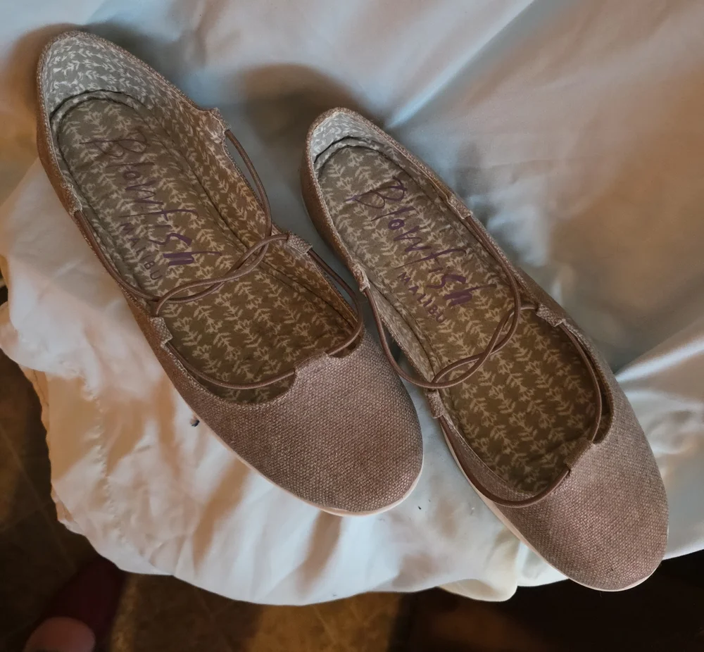 Casual Cloth Flats with Elastic Strap in Dusty Rose by Blowfish